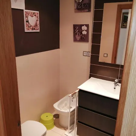 Piso Valeria 度假居 *