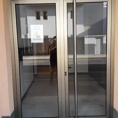 Piso Valeria 度假居 *