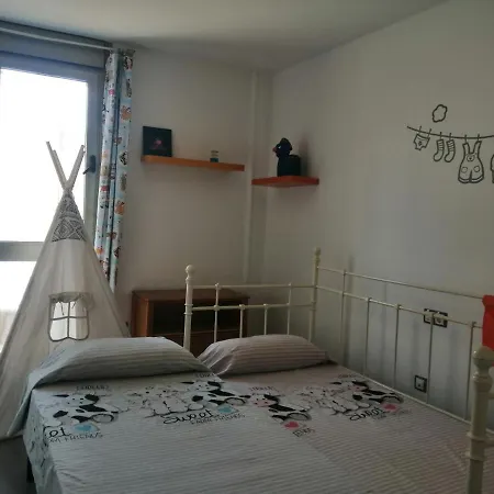 Piso Valeria 度假居 *